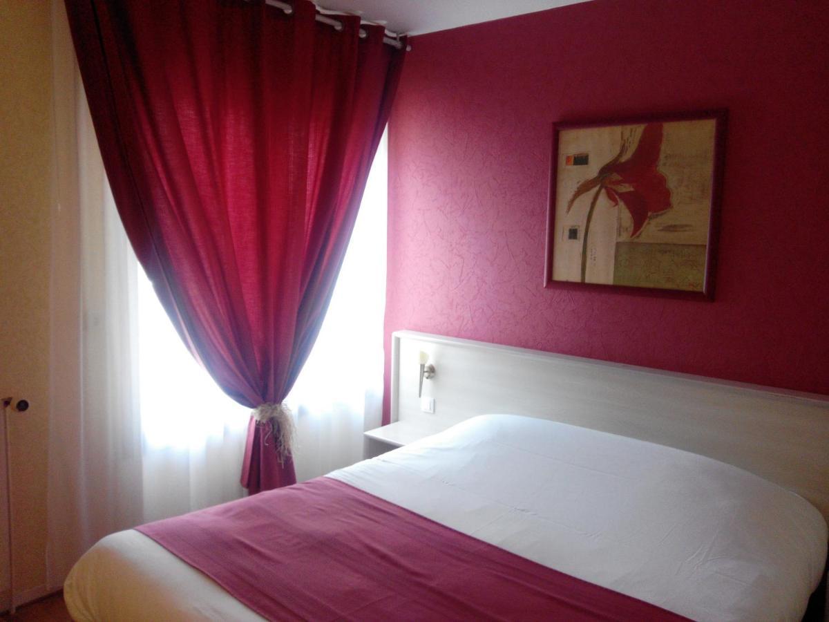 Hotel Etesia Feurs Екстериор снимка